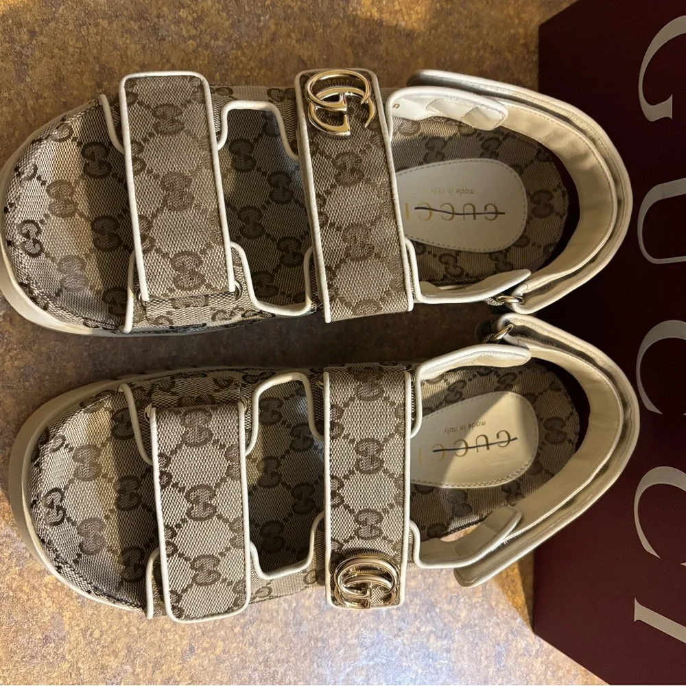 Gucci Beige Monogram Sandals - Picture 2 of 6